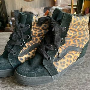 VANS  RARE heeled classic leopard print shoes